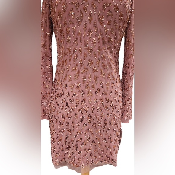 🆕 Aidan Mattox Long Rag Sleeve V Neck Beaded Cocktail Dress size 4 - Picture 4 of 6